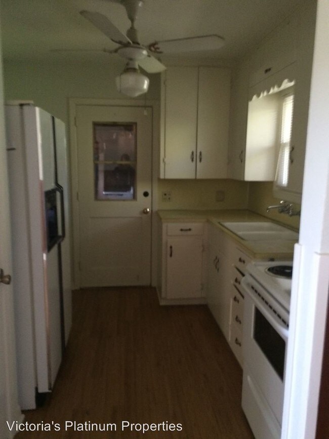 Foto del edificio - 1904 E Airline Rd