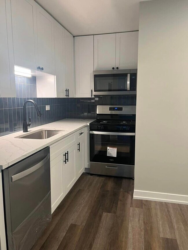 14012 Waterbury Dr Unit 1306, Crestwood, IL 60445 Condo for Rent in