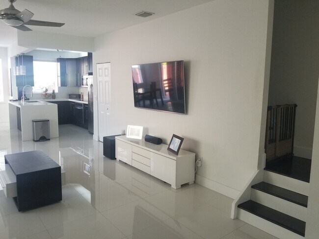 Foto del edificio - 15761 SW 42nd St