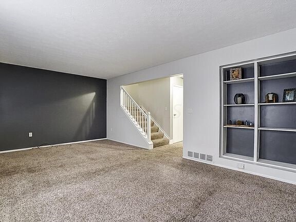 Building Photo - 7745 Stoneford Dr