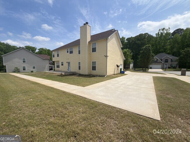Foto del edificio - 501 Hamlet Dr