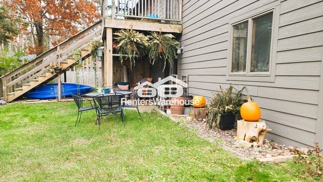 Building Photo - 708 8th St N