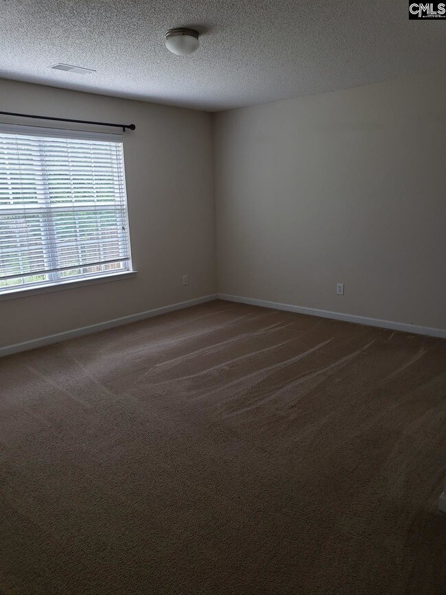 Building Photo - 229 Star Hill Ln