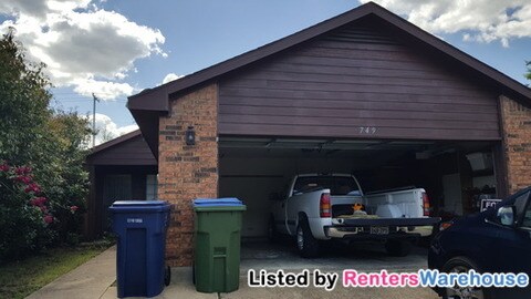 Foto principal - 749 Meadowcreek Ct