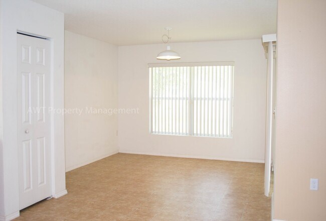 Building Photo - 58 Pergola Pl