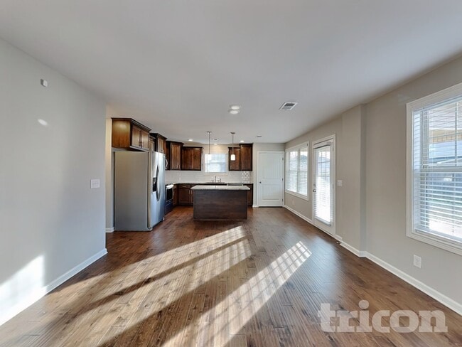 Building Photo - 1259 Magnum Dr