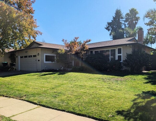 CLEAN CLEAN CLEAN Highly Updated! Clean Si... - CLEAN CLEAN CLEAN Highly Updated! Clean Si... House