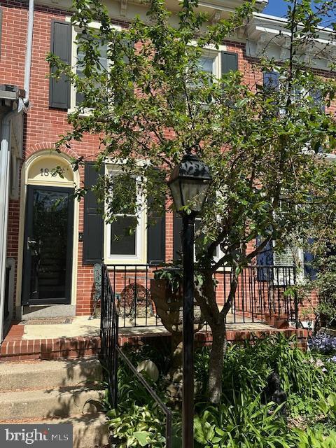 Foto del edificio - 1807 Lovering Ave