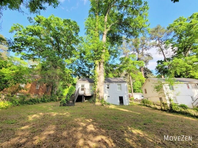 Building Photo - 332 Angier Ave