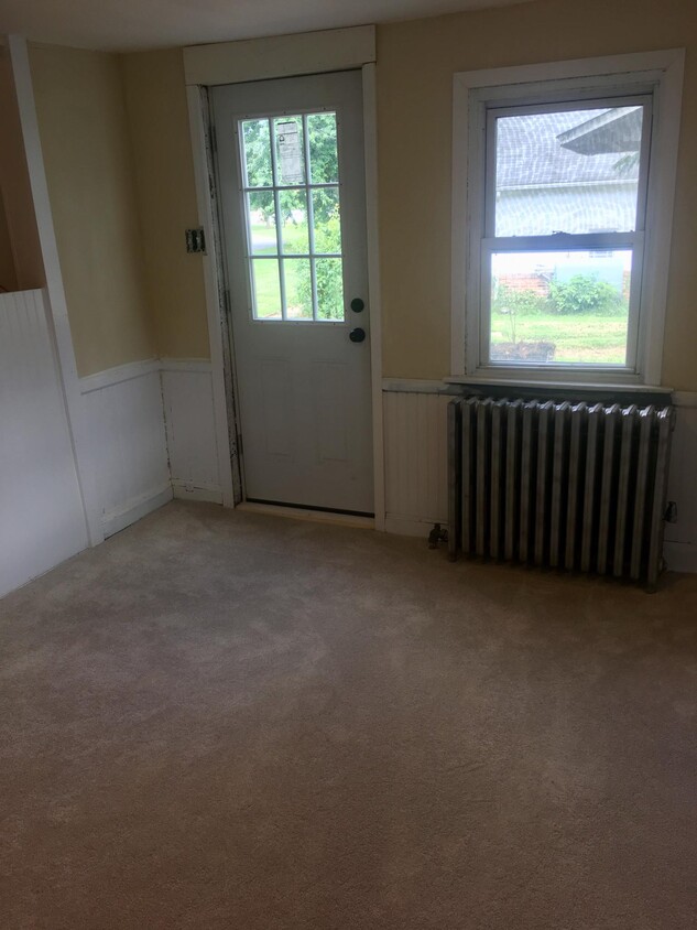 Foto principal - 825 Hammonds Ln