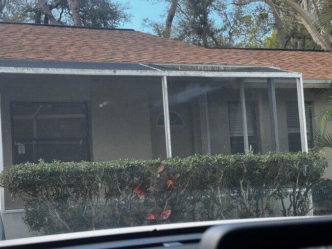 Building Photo - 2BR/2Bath Single Family 1 Car Garage South Venice Home!