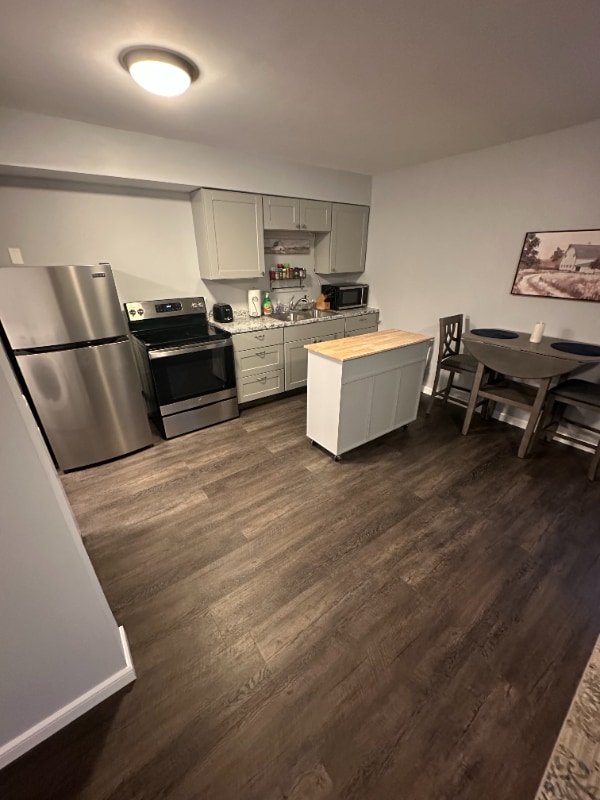 Building Photo - 4708 Hessey Rd