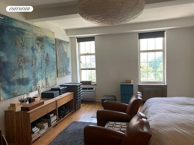 Foto del edificio - 410 W 24th St