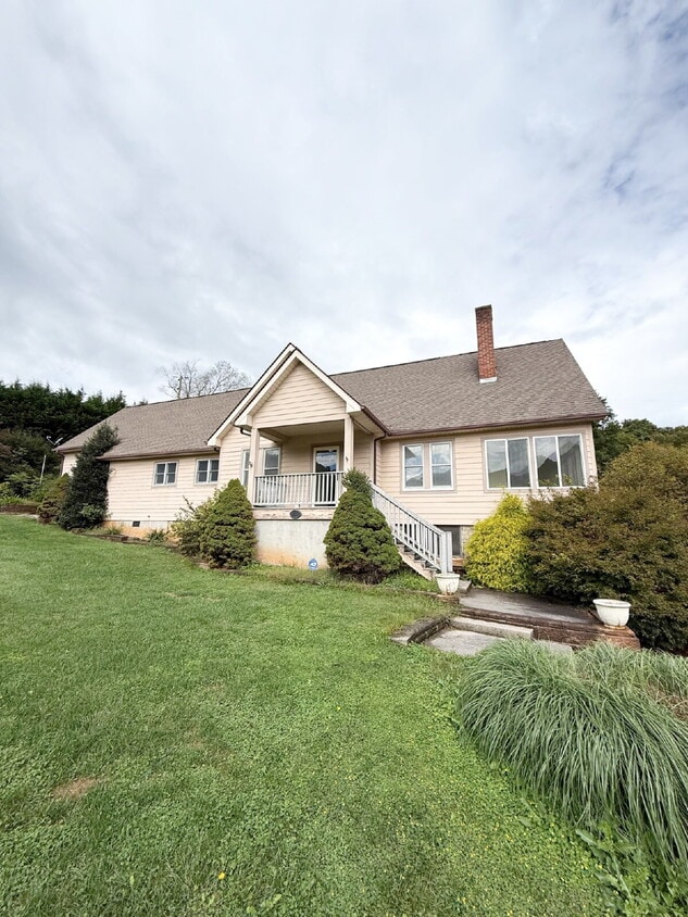 Spacious 3 Bed, 3 Bath Home in Ratcliff Cove Community – Available Soon! - Spacious 3 Bed, 3 Bath Home in Ratcliff Cove Community – Available Soon!