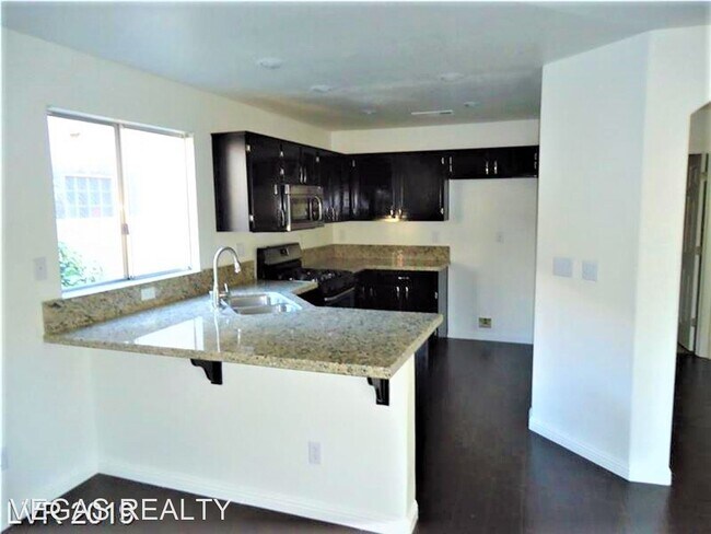 Building Photo - 3 br, 2 bath House - 7940 Verde Springs Drive