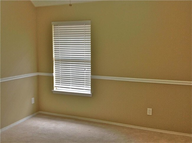 Building Photo - 711 Cottonwood Bend Dr