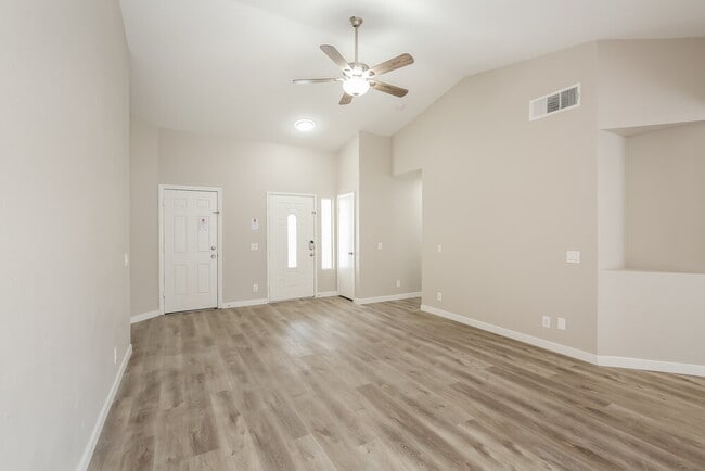 Building Photo - 3227 W Verde Way