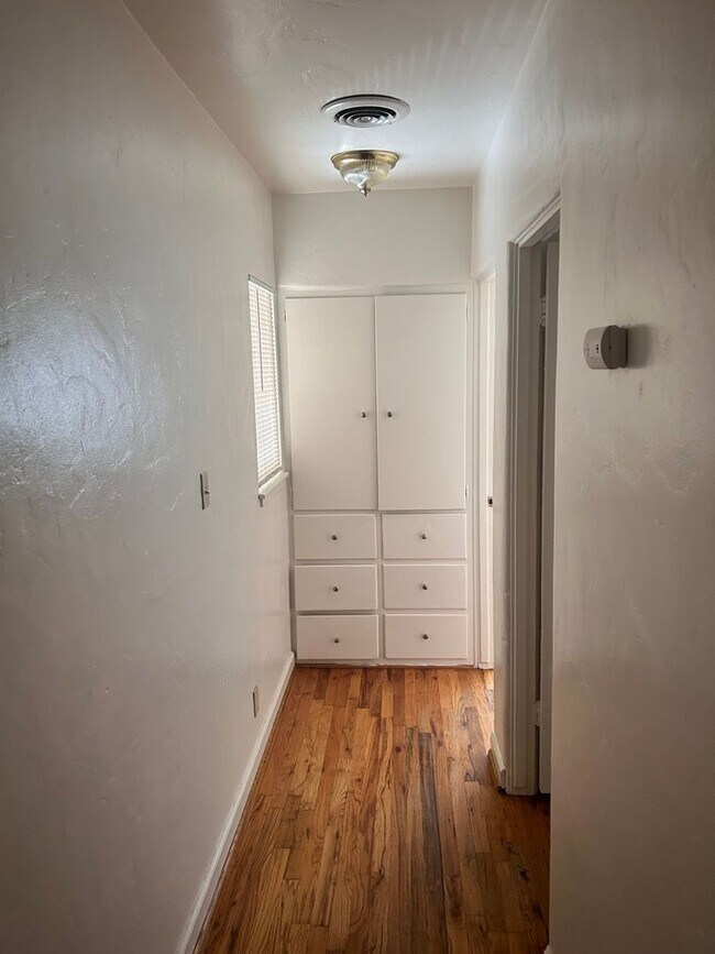 Foto del edificio - 2 Bedroom/1 Full Bath Modesto, Ca