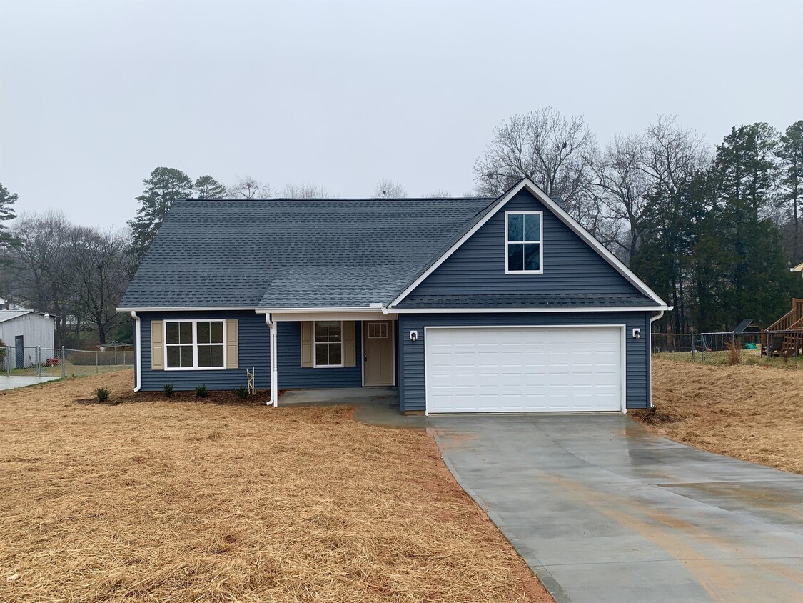 Primary Photo - 213 Florence Dr