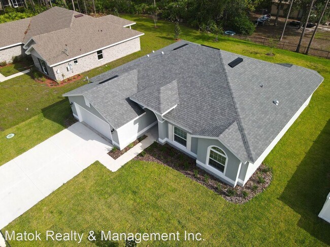 Foto del edificio - 3 br, 2 bath House - 35 Richardson Dr