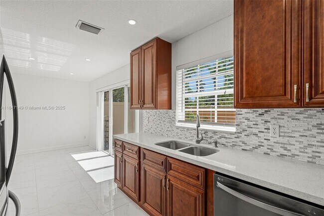Building Photo - 2350 SW 86th Way