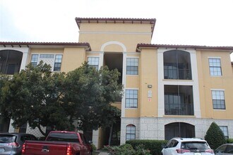 Building Photo - 6159 Metrowest Blvd