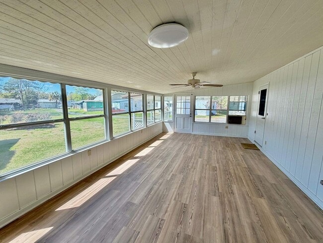 Building Photo - 2689 Stricklands Ln