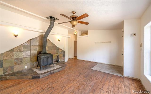 Building Photo - 865 Silver Creek Rd