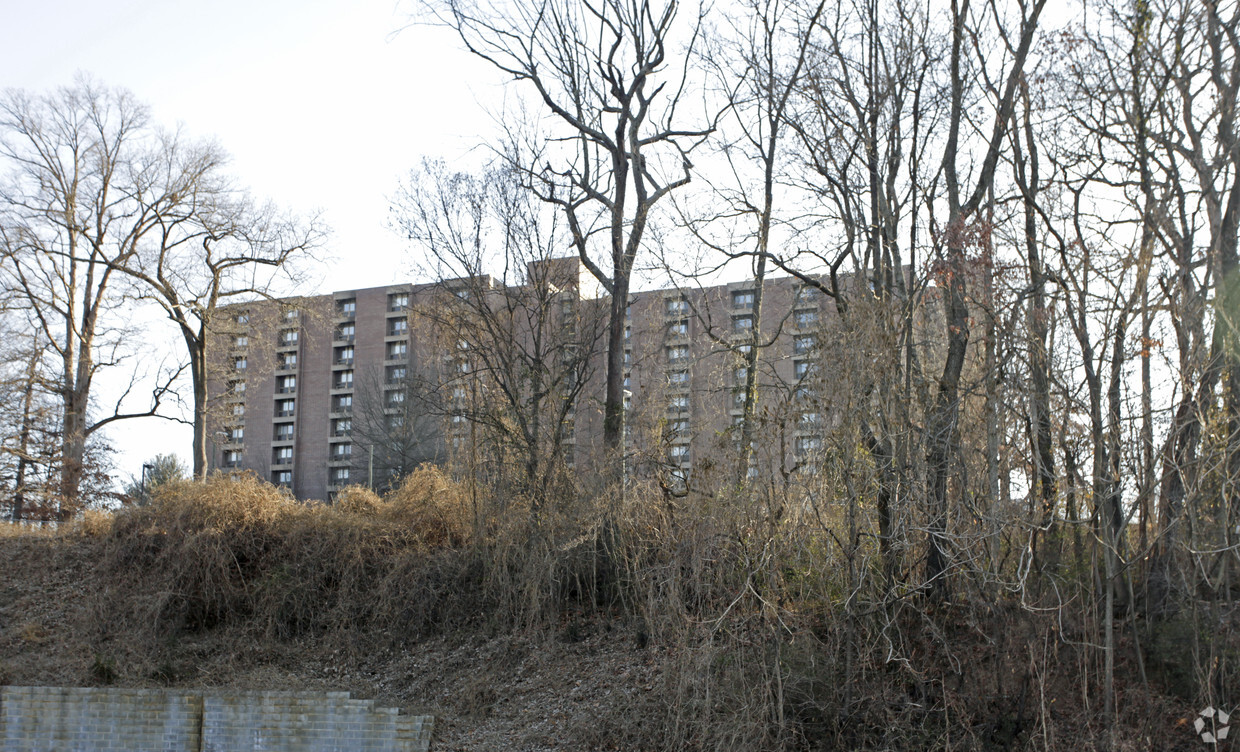 Foto del edificio - BROADWAY TOWERS