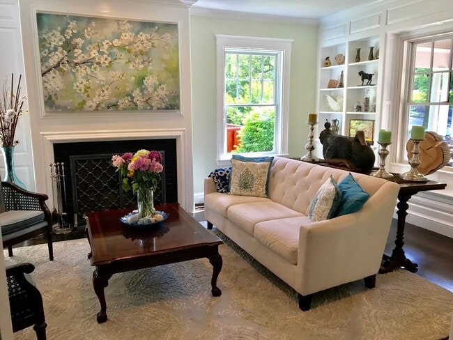 Building Photo - 70 Sumner St