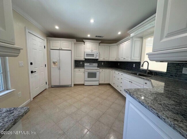 Foto del edificio - 12558 Glamdring Ct