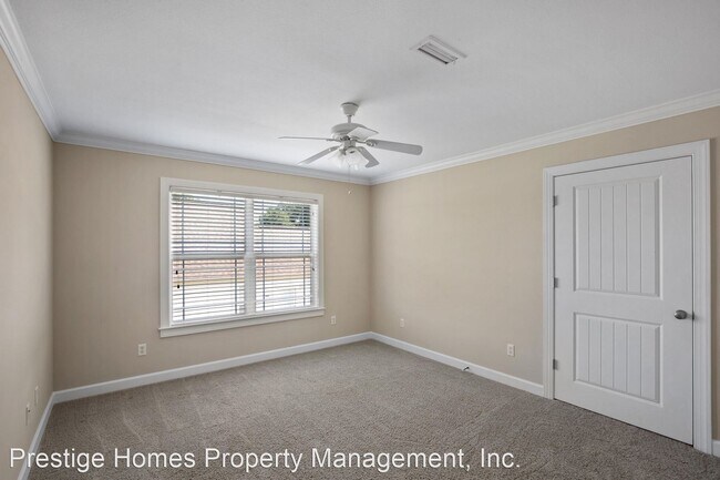 Building Photo - 4 br, 2.5 bath House - 202 Southern Winds ...