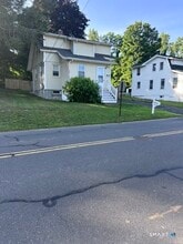Building Photo - 1426 Highland Ave