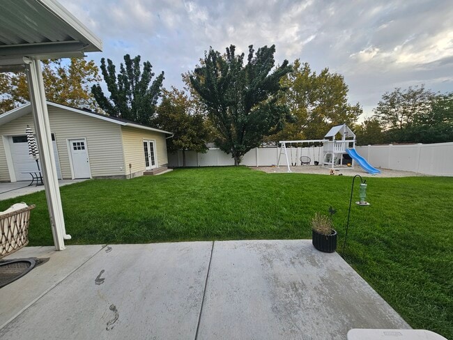 Building Photo - 5778 Ballerina Way
