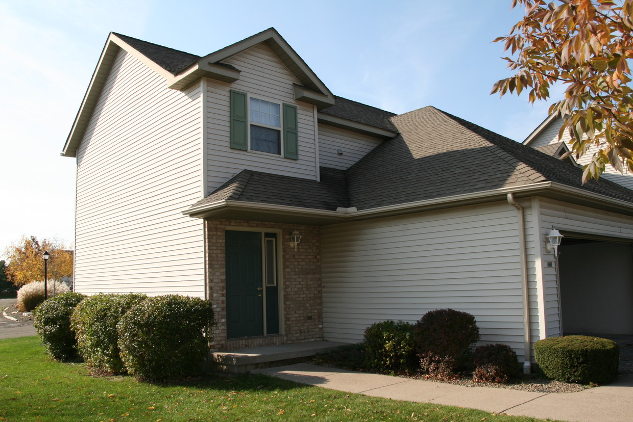 Building Photo - 2622 Westwind Ln