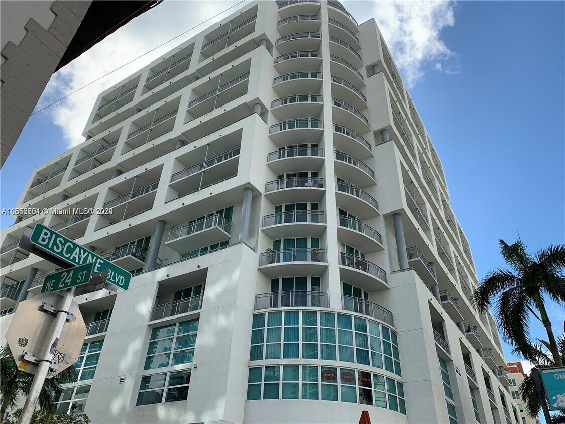 Foto principal - 350 NE 24th St