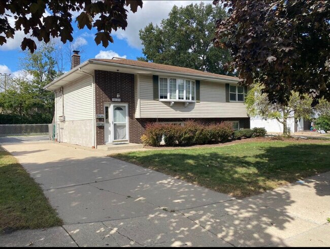 Foto del edificio - 10124 Erie Pl