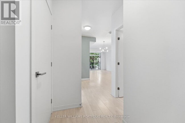 Building Photo - 223 St Clair Ave W