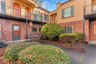 Building Photo - 1328 NE 68th Ave