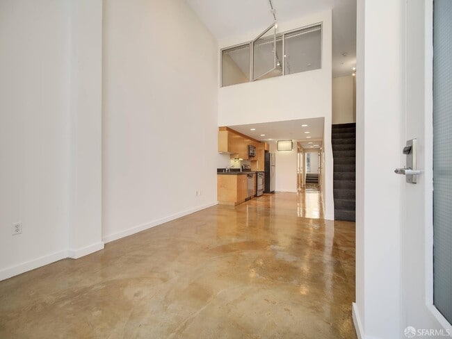 Building Photo - 52 Rausch St