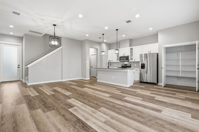 Building Photo - 417 Stonework Sage Ln