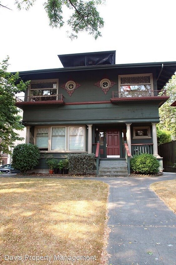 Primary Photo - 123 Bellevue Ave E