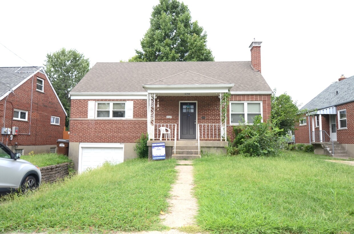 Primary Photo - 3569 Locust Ln