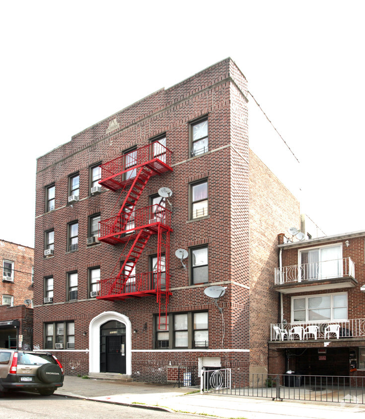 Foto principal - 1513-1515 W 7th St