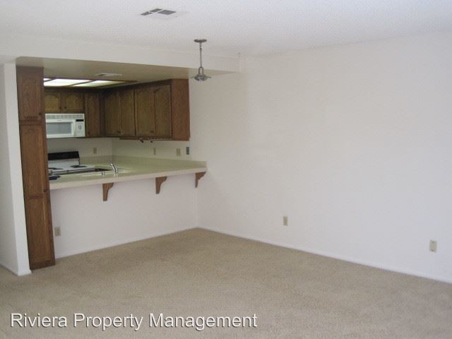 Building Photo - 1369 Pacific Beach Dr