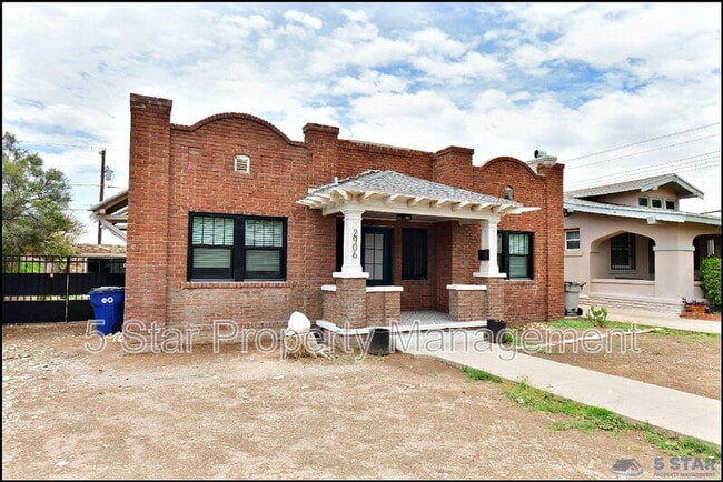 Foto del edificio - 2906 Wheeling Ave