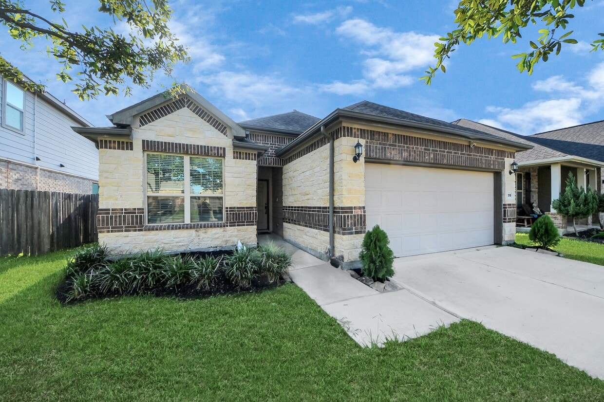 Foto principal - 5318 Royal Press Dr