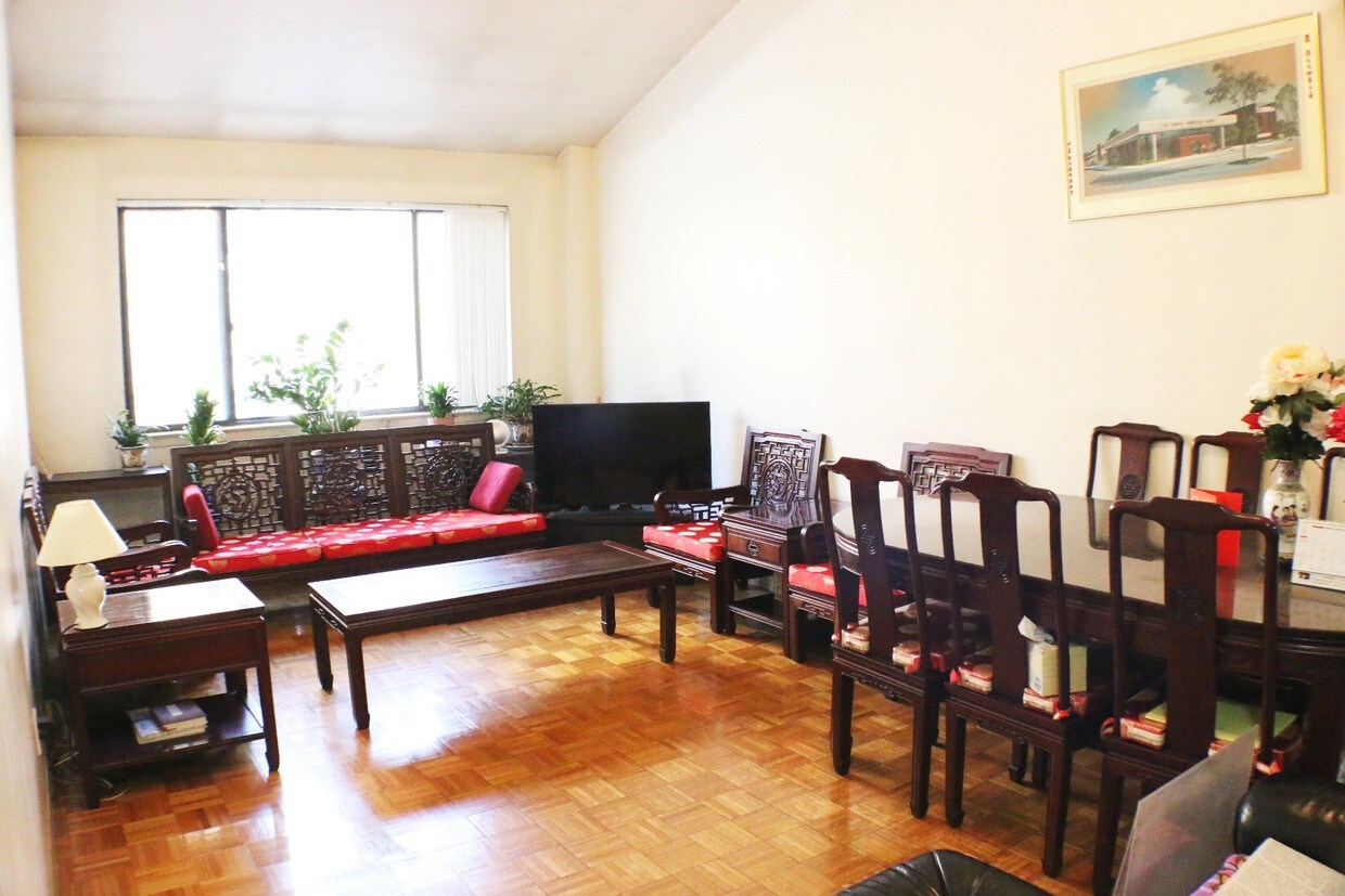 Foto del edificio - 305 Cherry St