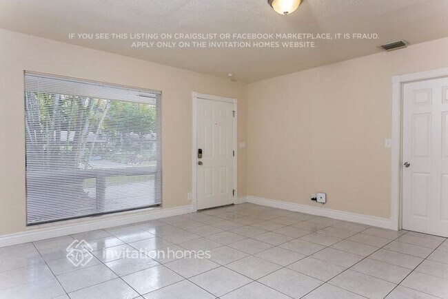 Foto del edificio - 1443 SW 10th St