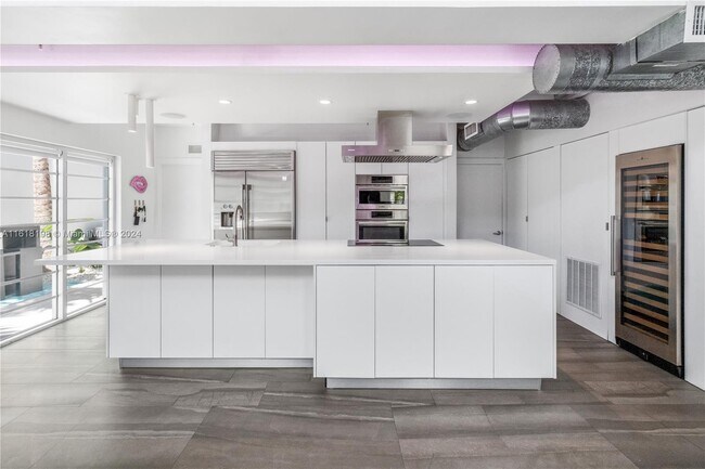 Foto del edificio - 1700 Meridian Ave